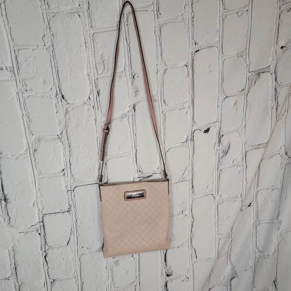 Steve Madden Logo Crossbody Purse Summer Spring Bag Adjustable Strap Dusty Pink